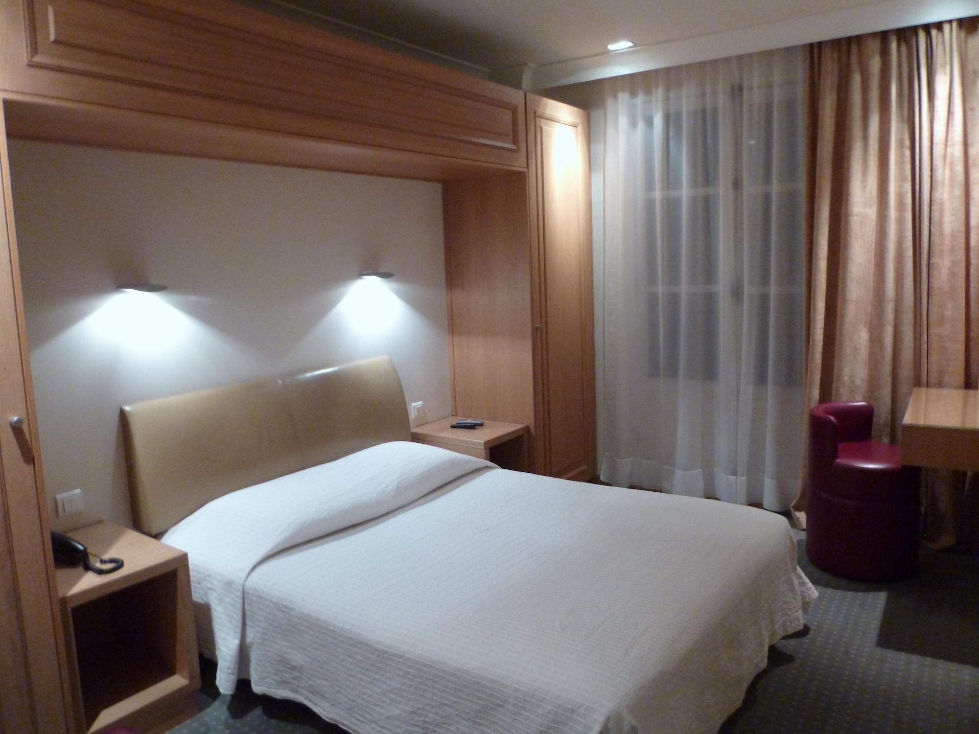 Hotel Du Vieux Marais Párizs Kültér fotó